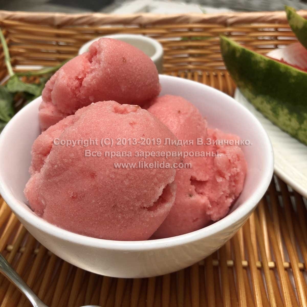 Watermelon sorbet (sugar-free, vegan, raw)